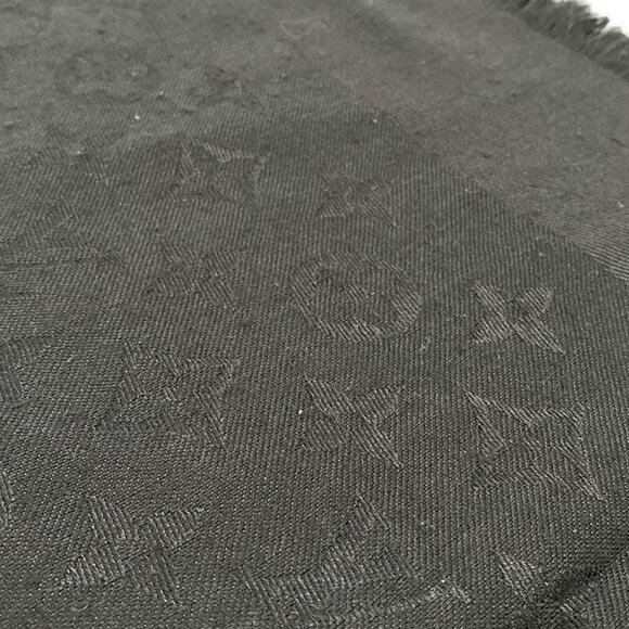 Auth LOUIS VUITTON Shawl Monogram M71329 Noir - Unconfirmed Scarf - Picture 10 of 11